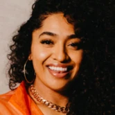 Analea Brown x Gala